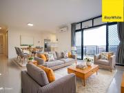 SLEEK APARTMENT IN THE HEART OF LIDCOMBE WITH 2 CARSPACES