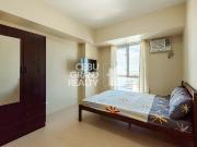 Sleek Studio with Modern Kitchenette and City Views in...