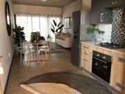 Small Secure Complex in Menlo Park