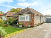 Smallmead, Horley