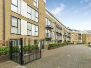 Smeaton Court, Hertford, 2 Bedroom Apartment
