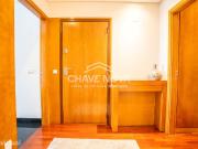 SMF/02976/CO Apartamento T2 + 1 Walk in Closet...