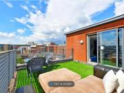 Smithfield Apartments, Sheffield S1, 2 bed flat to rent,...