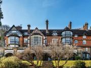 Snowdenham Lane, Bramley, 4 Bedroom Flat