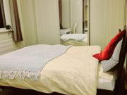 Snug double bedroom in Whitehall