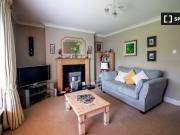 Snug room for rent in 3 bedroom house, Knocklyon, Dublin