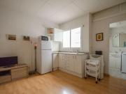 Snug studio flat in La Sagrada Família
