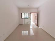 Sobardo novo á venda com quintal e 3 vagas no Butantã.