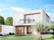 Soberba Moradia Isolada T4 com Jardim e Piscina em Aveiro