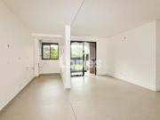 SOBRADO 181,54m² • CONDOMÍNIO FECHADO • SANTA FELICIDADE!