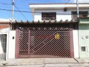Sobrado 2 Dorms para Alugar 110 m² por R$ 3.250,00