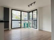 Sobrado 2 Dorms para Alugar 143 m² por R$ 5.000,00