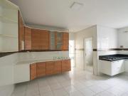 Sobrado 2 Dorms para Alugar 198 m² por R$ 4.000,00