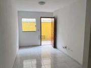 Sobrado, 2 Dorms para Alugar, 42 m² por R$ 1.800,00