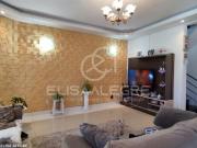 Sobrado 3 andares c/ piscina no Moinhos de Vento, Canoas