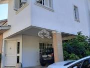 Sobrado 3 dormitórios e garagem para 2 carros em...