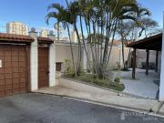 Sobrado 3 Dorms para Alugar 123 m² por R$ 3.600,00