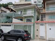 Sobrado 3 Dorms para Alugar 130 m² por R$ 3.650,00
