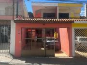 Sobrado 3 Dorms para Alugar 164 m² por R$ 4.000,00