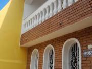 Sobrado 3 Dorms para Alugar 180 m² por R$ 2.500,00