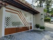 Sobrado 3 Dorms para Alugar 188 m² por R$ 4.500,00