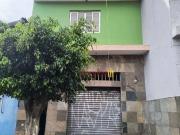 Sobrado 3 Dorms para Alugar 200 m² por R$ 2.200,00