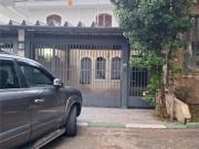 Sobrado 3 Dorms para Alugar 200 m² por R$ 3.500,00