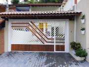 Sobrado 3 Dorms para Alugar 200 m² por R$ 4.500,00
