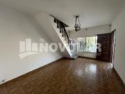 Sobrado 3 Dorms para Alugar 220 m² por R$ 2.800,00