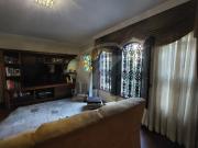 Sobrado 3 Dorms para Alugar 230 m² por R$ 9.000,00