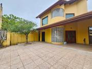 Sobrado 3 Dts 1 Suíte C/closet, Ampla Sala, Varanda...