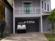 Casa com 3 dormitórios à venda, 226 m² por R$...