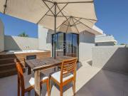 SOBRADO 3 QUARTOS CONDOMINIO NO CAMPO COMPRIDO