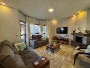 Sobrado 4 Dormitórios, sendo uma suíte com 5 vagas...