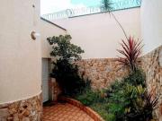 Sobrado 4 Dorms para Alugar 300 m² por R$ 6.000,00