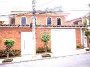 Sobrado 4 Dorms para Alugar 360 m² por R$ 10.000,00