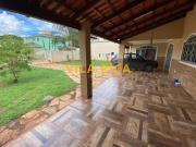 Sobrado 4 quartos 400 m² Jockey Vicente Pires/Escriturado