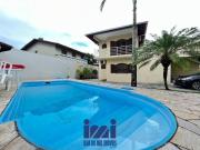 Sobrado 4 quartos com piscina perto do mar