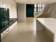 Sobrado 4 suítes 256m2 Jardins Capri Senador Canedo...