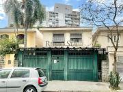 Sobrado 5 Dorms para Alugar 230 m² por R$ 6.000,00