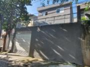 Sobrado 5 Dorms para Alugar 300 m² por R$ 5.000,00