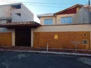 Sobrado 5 Dorms para Alugar 300 m² por R$ 5.000,00