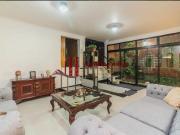 Sobrado 5 Dorms para Alugar 409 m² por R$ 10.000,00