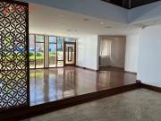 Sobrado 5 Dorms para Alugar 534 m² por R$ 16.400,00