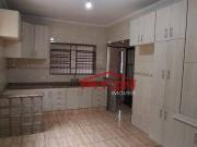 Sobrado 5 quartos sendo 3 suítes e 1 com.closet. Vila...