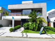 Sobrado 6 suítes, super confortável à venda na Riviera