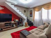 Sobrado com Piscina e Espaço Gourmet à Venda na Vila...