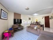 Sobrado com 4 dormitórios à venda, 181 m² por R$...