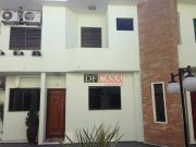 Sobrado com 3 dormitórios à venda, 189 m² por R$...