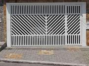 Sobrado à venda, 200 m² por R$ 730.000,00 Parque...